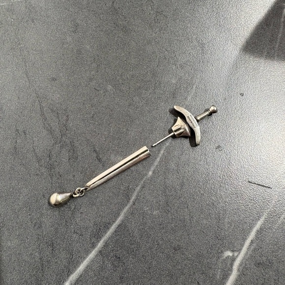 Balenciaga GOTH SWORD EARRING IN GREY - Picture 2 of 3